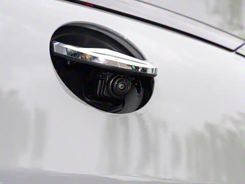 2025�� GLC 300 4MATIC ����SUV