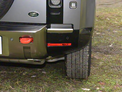 2023�� �Ŀ� 110 3.0T P400 X