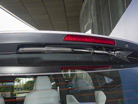 2025�� 725 �������� Max �콢��