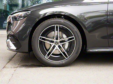 2025�� �Ŀ� E 300 ʱ�����˶���