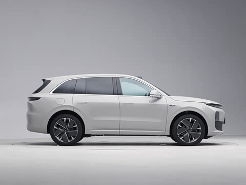 2025�� Max ���ܻ��°�