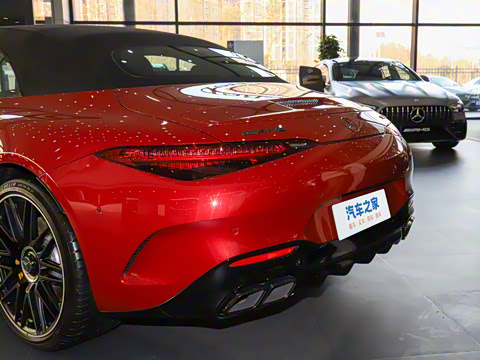 2024�� AMG SL 63 4MATIC+