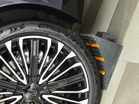 2025�� �Ŀ� Max�����