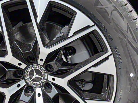 2025�� �Ŀ� GLC 260 L 4MATIC ������