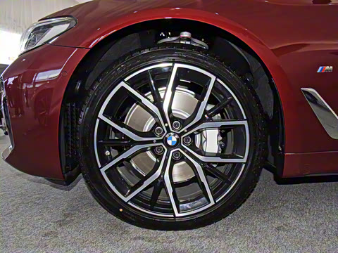 2021�� 530Li ������ M�˶���װ