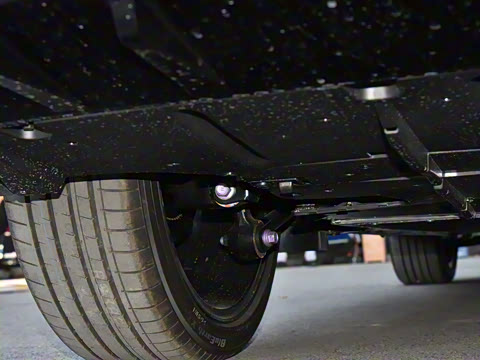 2025�� 550 PRO���а�