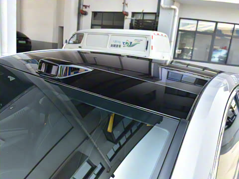 2025�� 550 PRO���а�