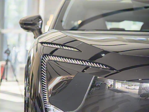 2025�� �Ŀ� Max ���̰�