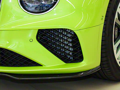 2024�� 4.0T GT V8