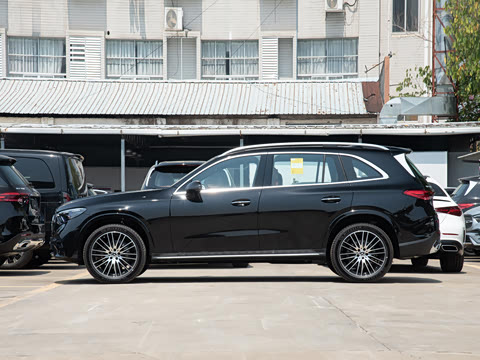 2025�� �Ŀ� GLC 300 L 4MATIC ������ 5��