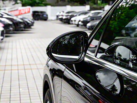 2024�� Cayenne 3.0T