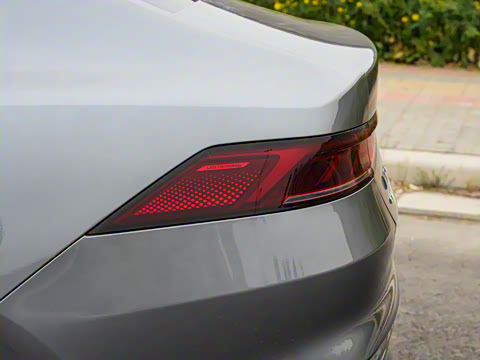 2025�� EV 510KM ���а�