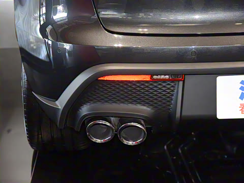 2022�� Macan 2.0T