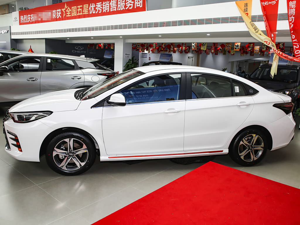 Chery Arrizo 5 Plus, Седан: фото поколения