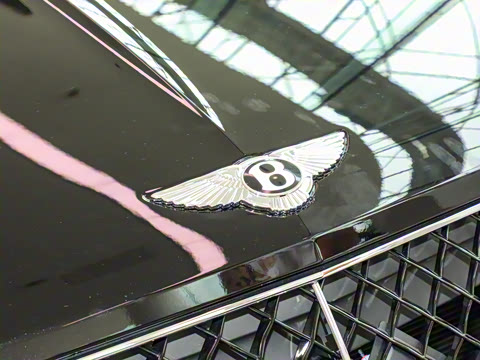 2026�� 4.0T V8 ������