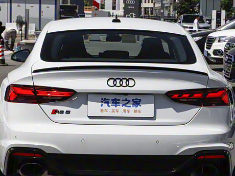 2024�� RS 5 2.9T Sportback ȼ���