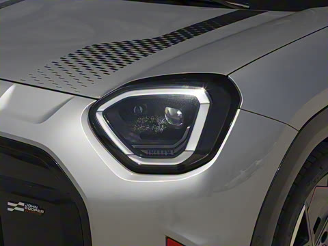 2025�� JOHN COOPER WORKS