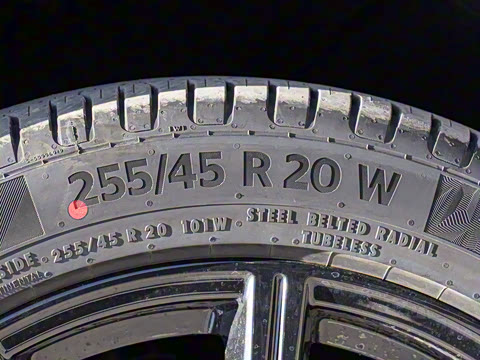 2025�� quattro 45�����ذ� 45 TFSI ������