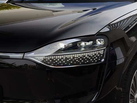 2025�� ���� Max�� 100kWh 6����