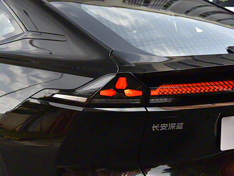 2025�� �Ŀ� ���羫Ӣ��