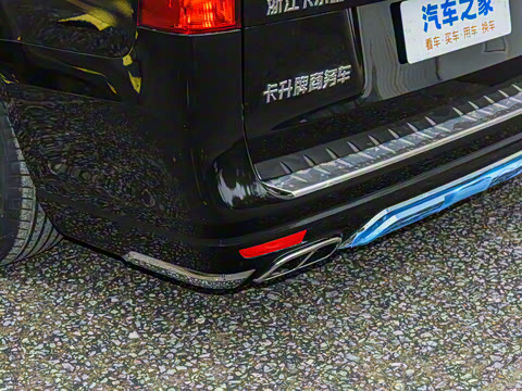 2025�� 2.0T ʢ��