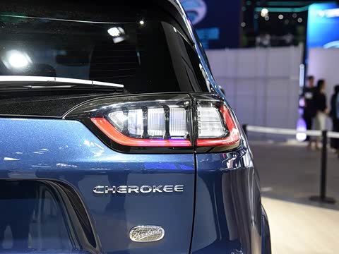 2019�� 2.0T ����ȫ�ܰ� ��V