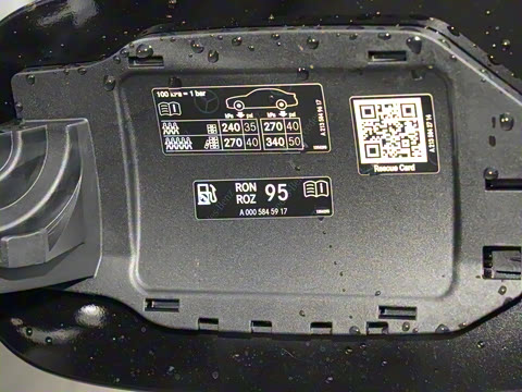 2022�� �Ŀ��� E 350 e L ���ʽ��϶����˶��γ�