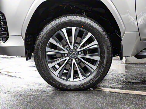 2025�� 700h ��;��