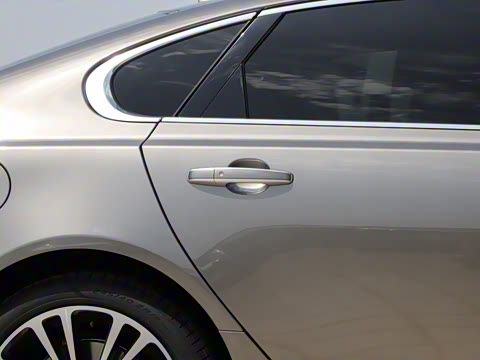 2021�� XFL 2.0T P250 ��������������