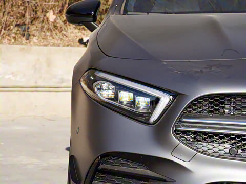 2022�� AMG A 35 L 4MATIC