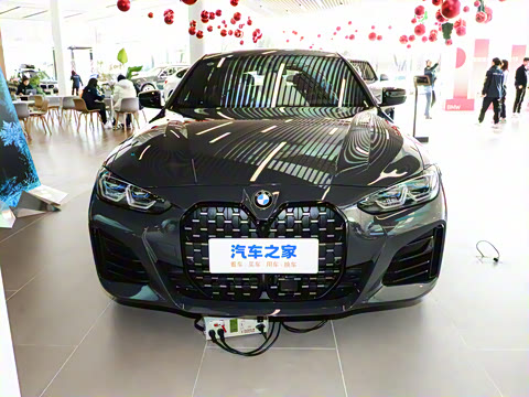2024�� 430i Gran Coupe M�˶���ҹ��װ