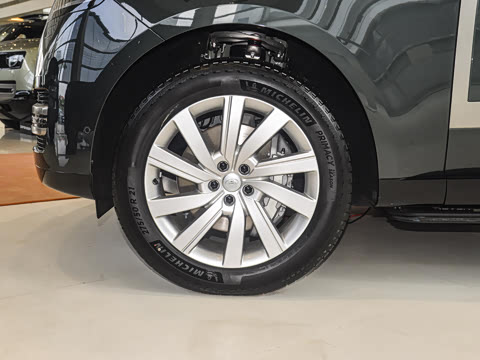 2025�� 3.0 L6 400PS ʢ���ӳ���