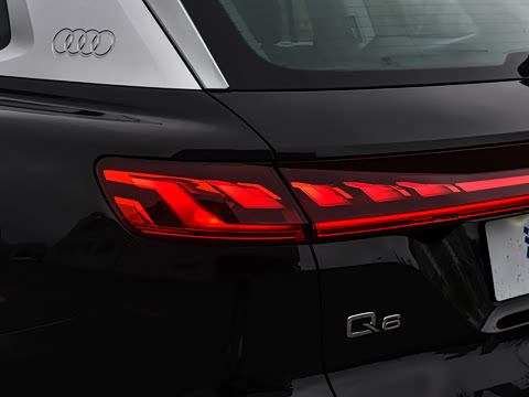 2024�� 40 TFSI quattro ������ ������װ 7��