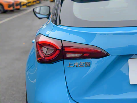 2022�� ��-�����˶�ϵ�� 1.5T ������