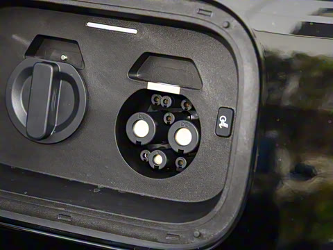 2025�� ���� Max�� 52kWh 6����