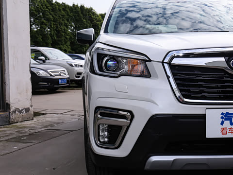 2021�� 2.0i �����˶���EyeSight