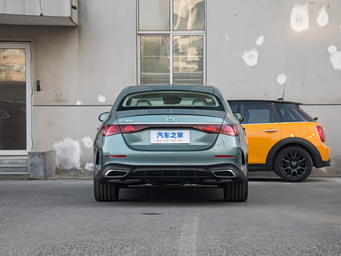 2025�� E 300 ʱ�����˶���