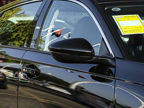 2025�� 260TURBO ��Ӣ��