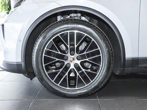 2024�� Macan ��������