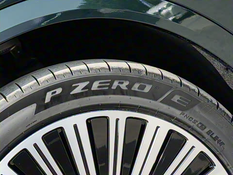 2025�� ���� Ultra�� 53.4kWh 6����