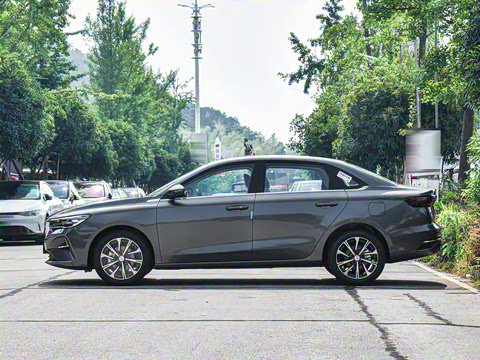 2026�� ��4�� 400������ 1.5L CVT׿Խ��