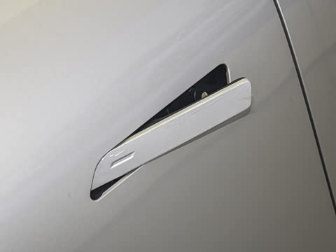 2025�� 636Ultra�Ǽݰ� 6��