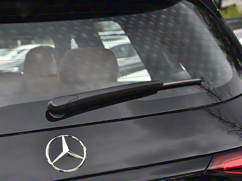 2025�� �Ŀ� GLC 260 L 4MATIC ������