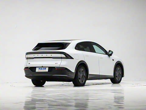 2025�� 702 �������� Max