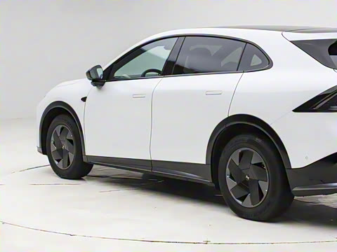 2025�� 702 �������� Max