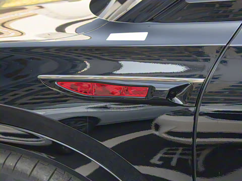 2025�� 680 Ultra������