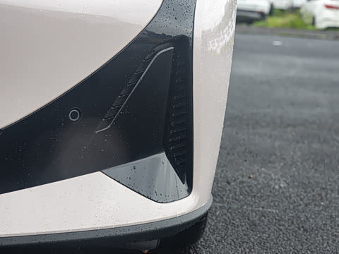 2025�� 560PRO 185kW