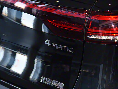 2022�� EQC 400 4MATIC