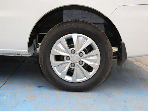 2025�� 1.8L �ֶ������� 7/8��