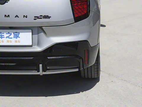 2025�� JOHN COOPER WORKS